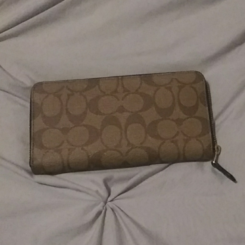 Coach Pac-Man signature wallet - Picture 2 of 4
